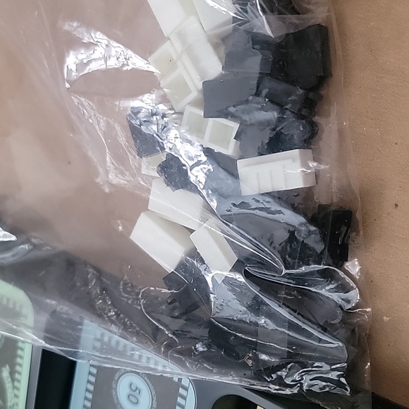 Sephora Monopoly Game Complete Set - Picture 13 of 15